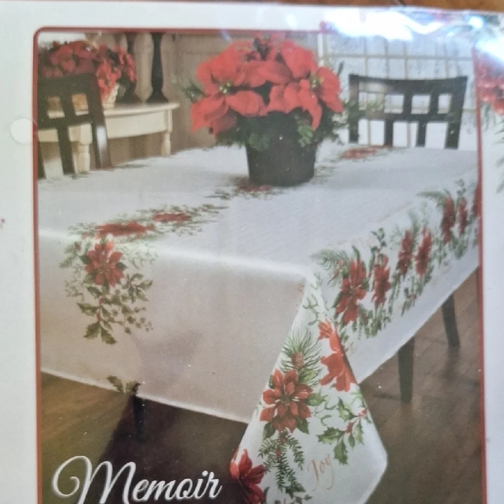 Christmas Tablecloth - White and Red